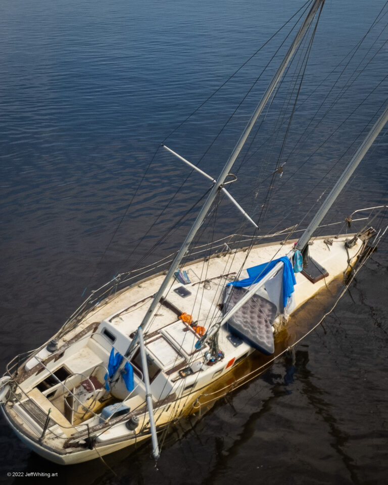 Volusia County Removing Derelict Boats
